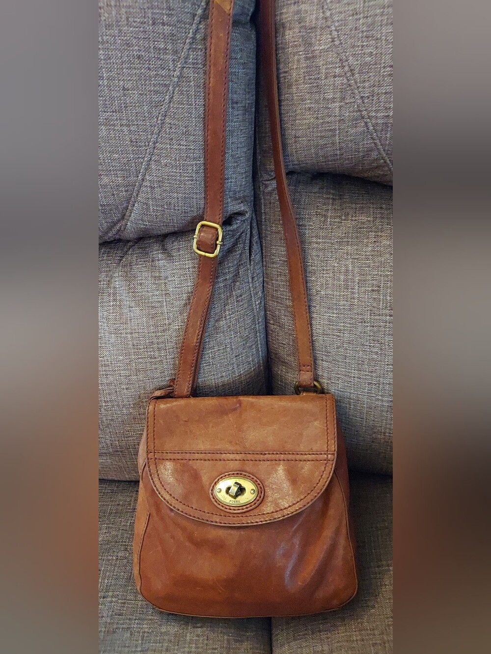 Vintage Fossil Brown Leather Crossbody with Gold Hardware